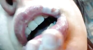 phum sex vietsub Một cô gái nga có mối quan sex lon mup hệ với một Người Tây ban nha ở nước ngoài.